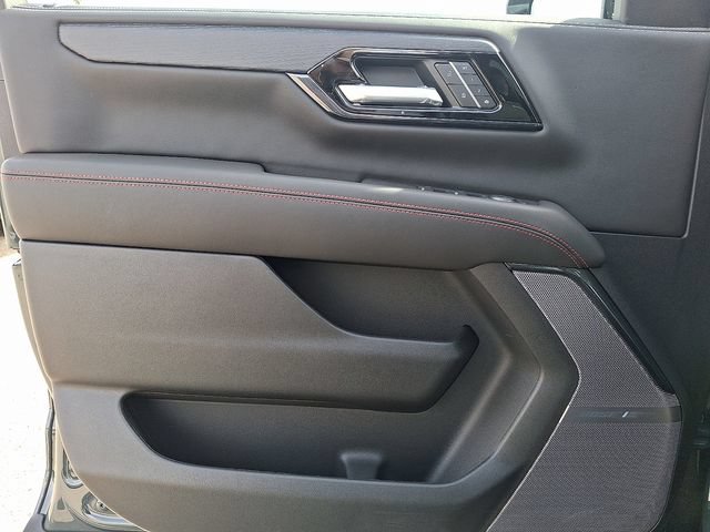 New 2026 GMC Yukon XL AT4 Ultimate w/ LPO, Floor Liner Package AWD/4WD image 14