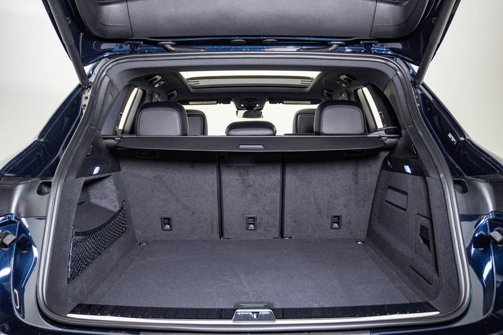 New 2026 Porsche Cayenne AWD/4WD image 27