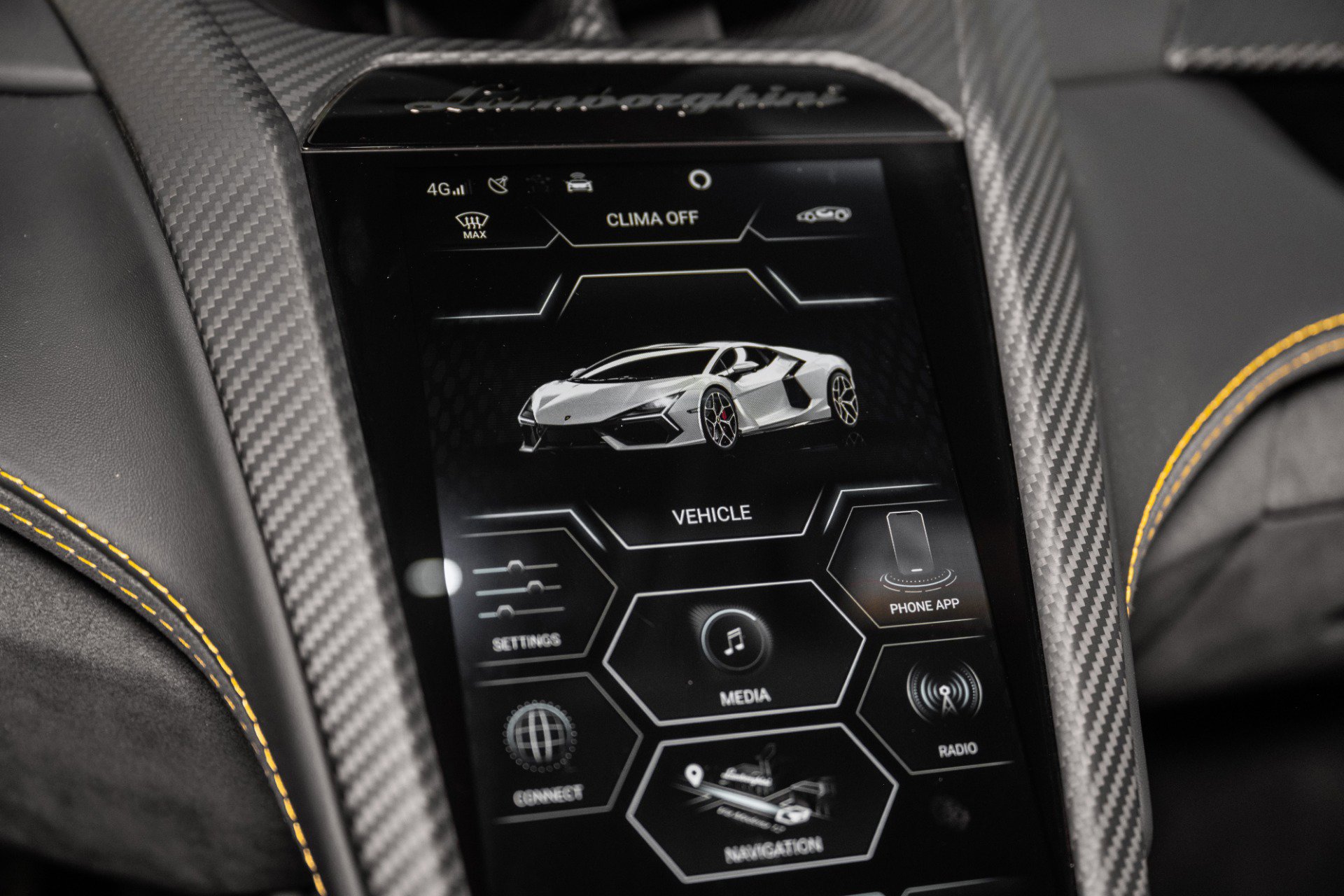 Used 2024 Lamborghini Revuelto image 36