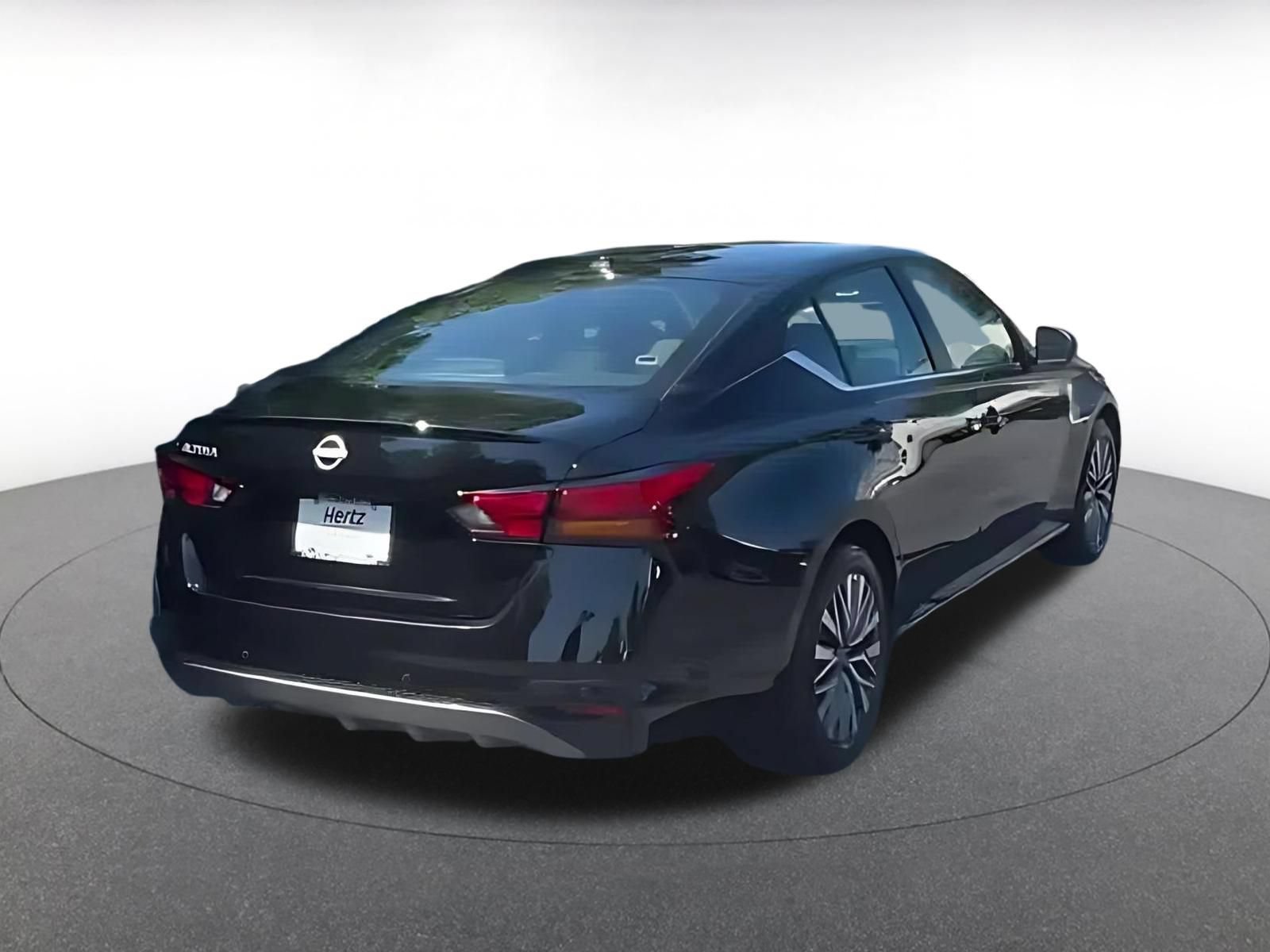 Used 2026 Nissan Altima 2.5 SV FWD image 10
