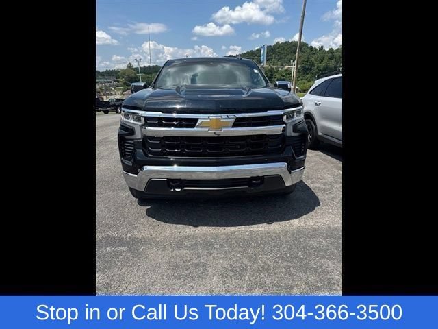 Used 2023 Chevrolet Silverado 1500 LT AWD/4WD image 14