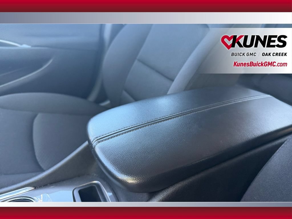 Used 2024 Chevrolet Malibu LT FWD image 30
