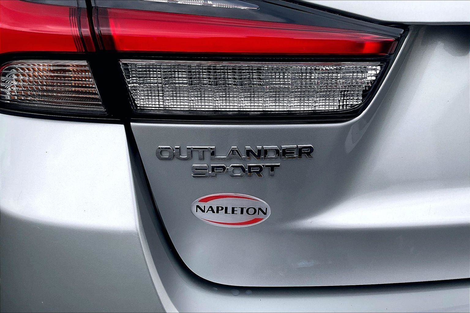 Used 2024 Mitsubishi Outlander Sport ES AWD/4WD image 9