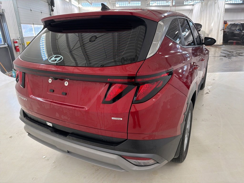 Certified 2025 Hyundai Tucson SE image 7