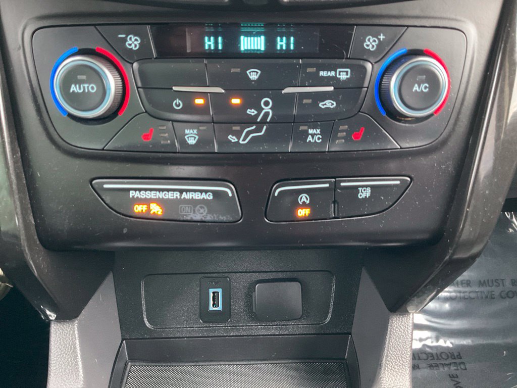 Used 2017 Ford Escape Titanium FWD image 20