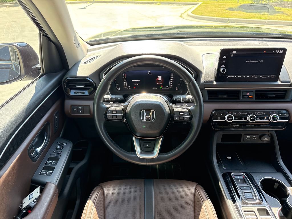 Used 2023 Honda Pilot Elite image 19