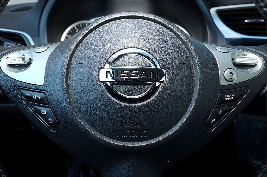 Used 2019 Nissan Sentra SR image 19