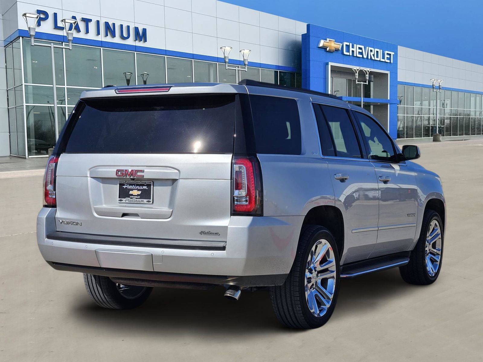 Used 2020 GMC Yukon SLT w/ Premium Edition image 5