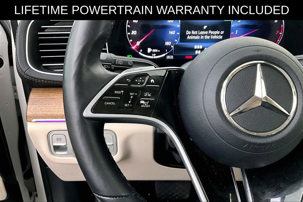 Used 2025 Mercedes-Benz GLS 450 4MATIC image 26