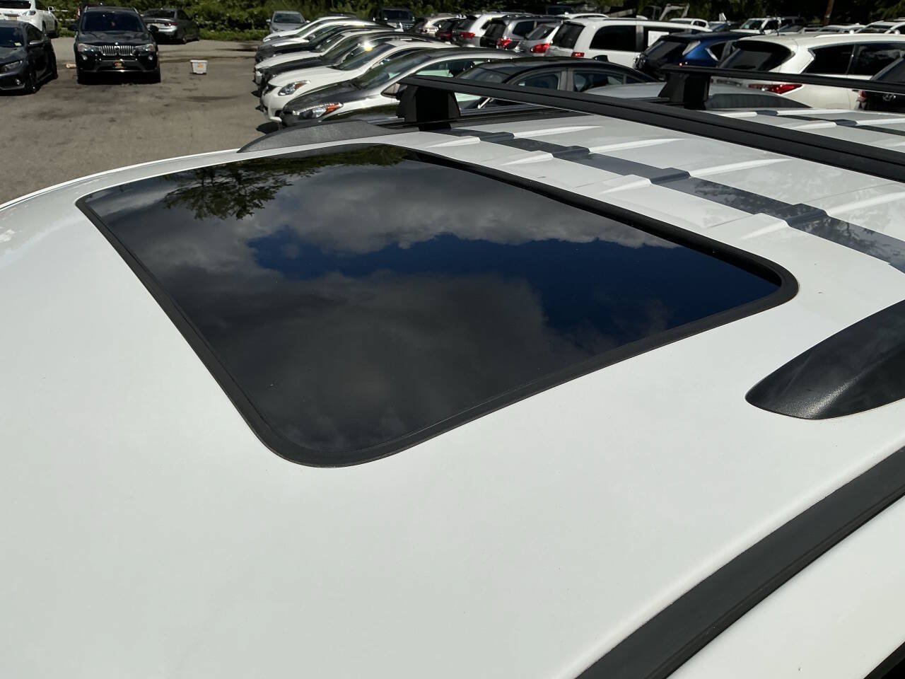Used 2017 Jeep Grand Cherokee Limited AWD/4WD image 10