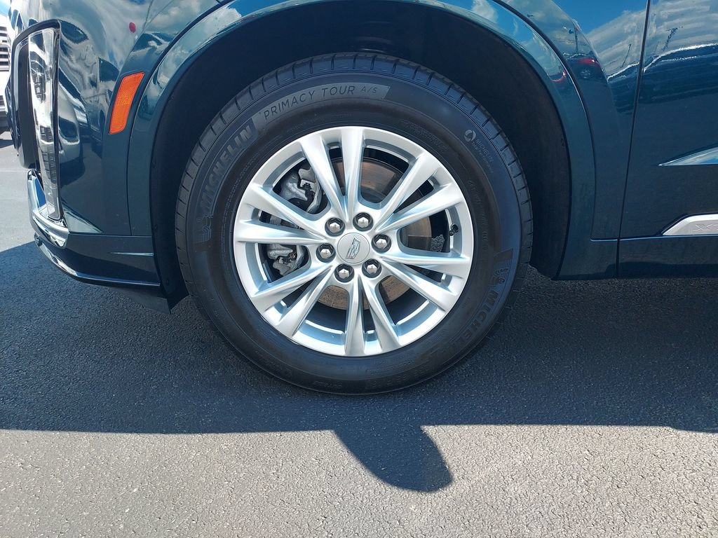 Used 2024 Cadillac XT6 Luxury w/ LPO, Floor Liner Package AWD/4WD image 10