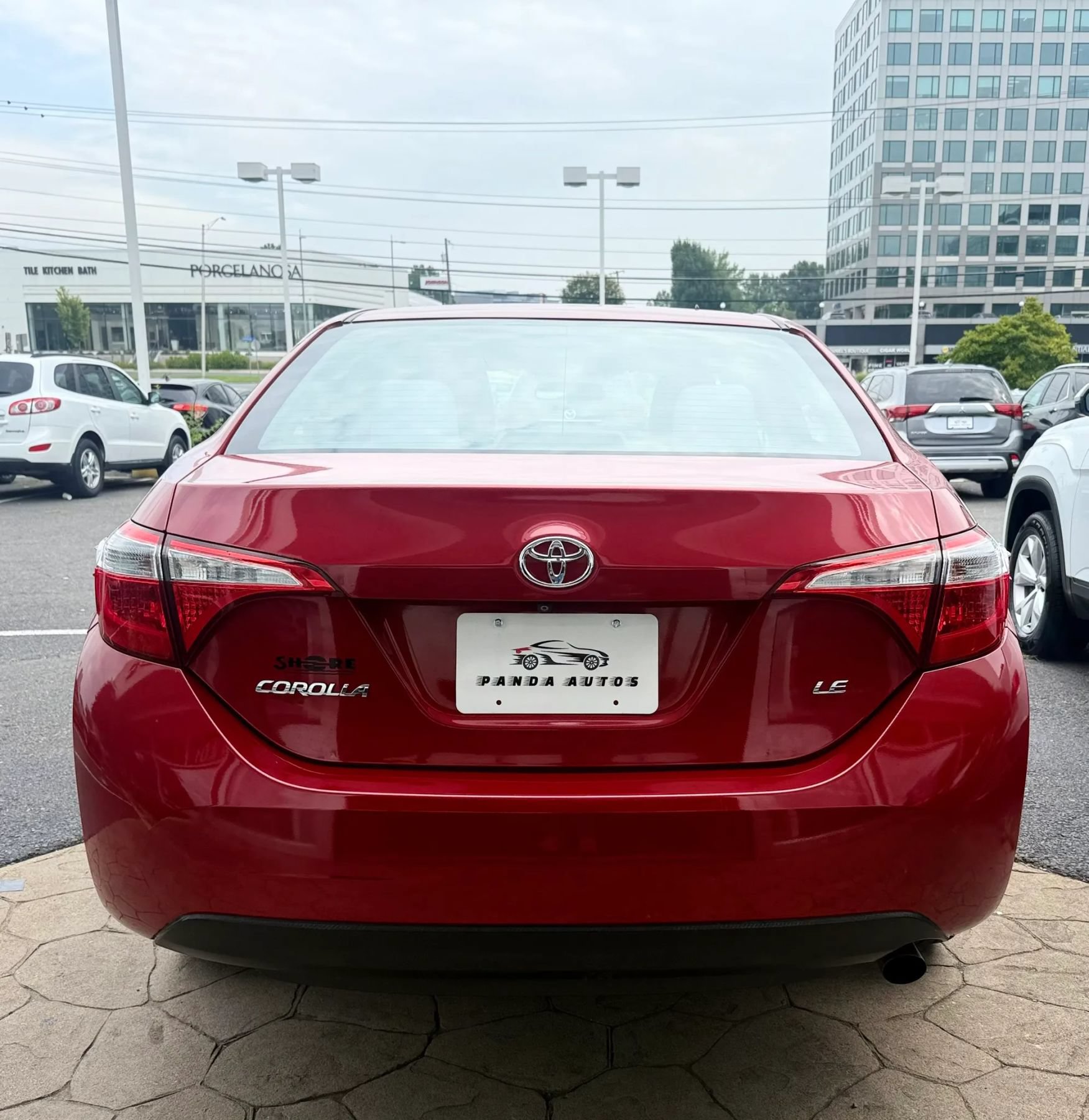 Used 2015 Toyota Corolla LE FWD image 6