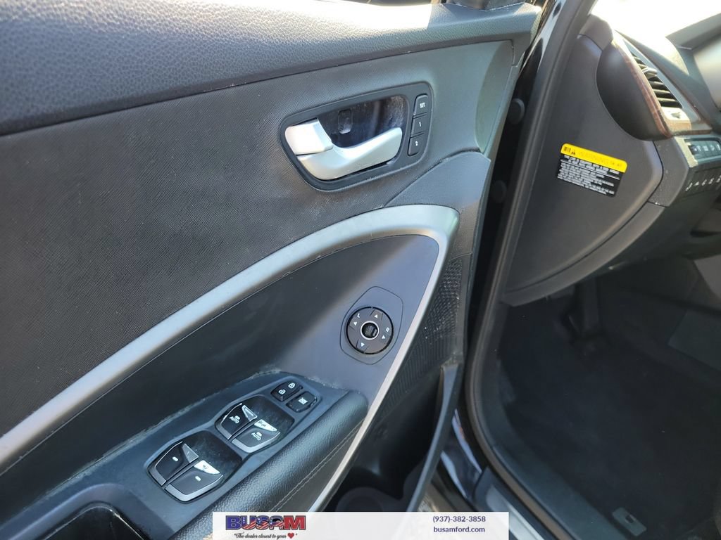 Used 2017 Hyundai Santa Fe Limited AWD/4WD image 16