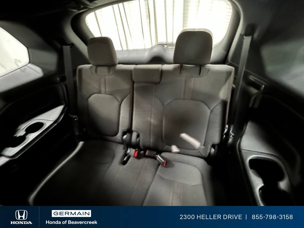 Used 2025 Honda Pilot Sport image 29