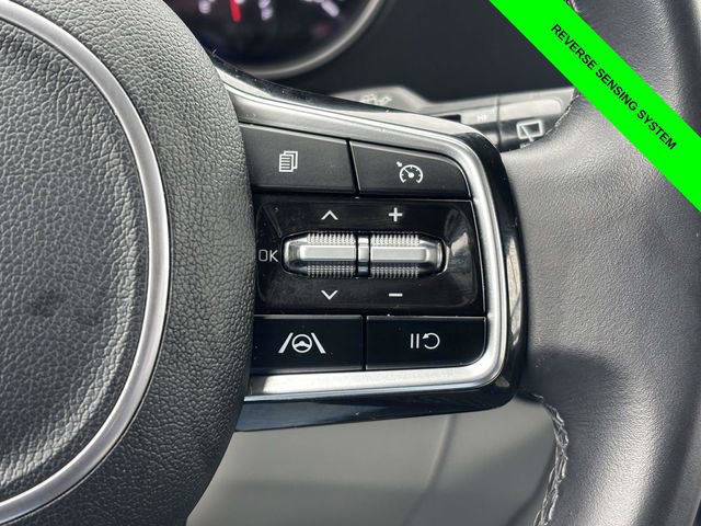 Used 2024 Kia Carnival LX image 14