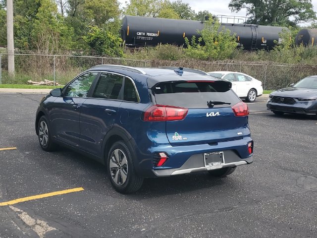 Used 2022 Kia Niro LX FWD image 3