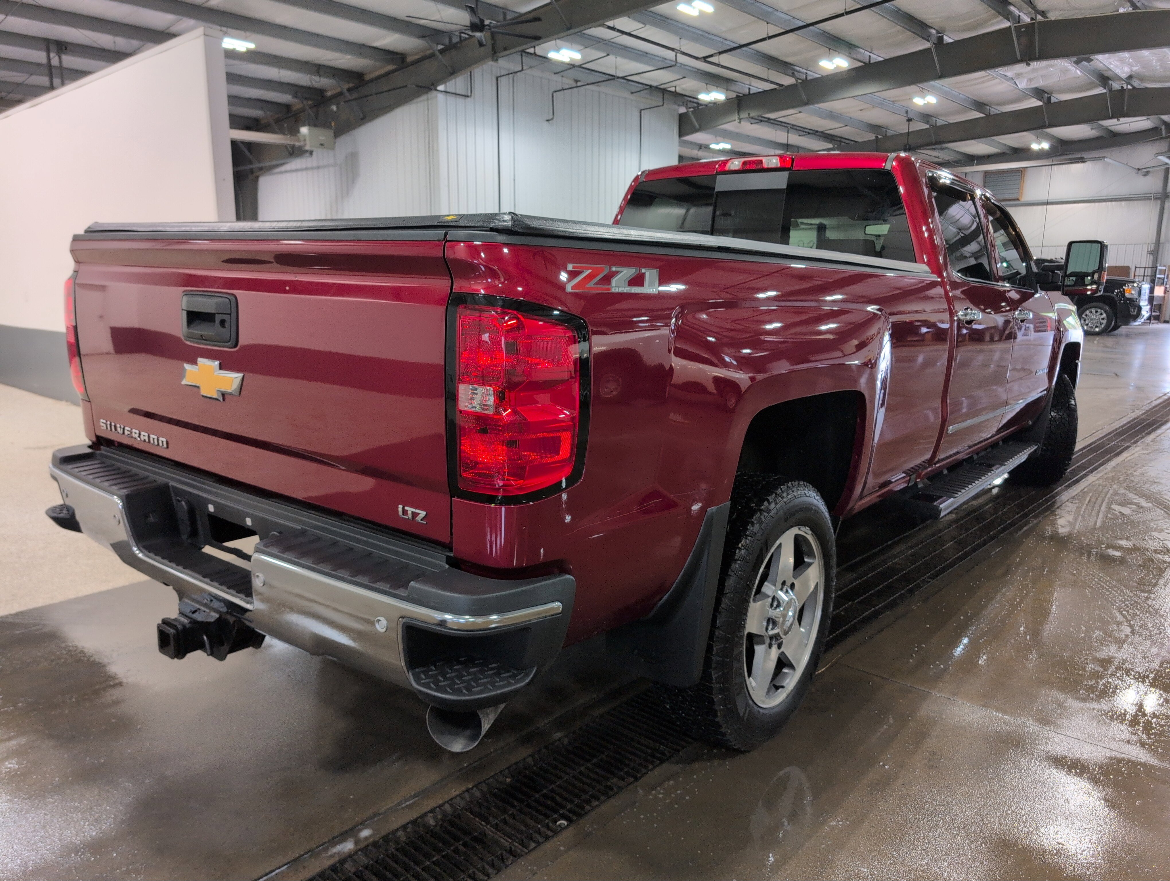 Used 2019 Chevrolet Silverado 2500 LTZ w/ Duramax Plus Package AWD/4WD image 4