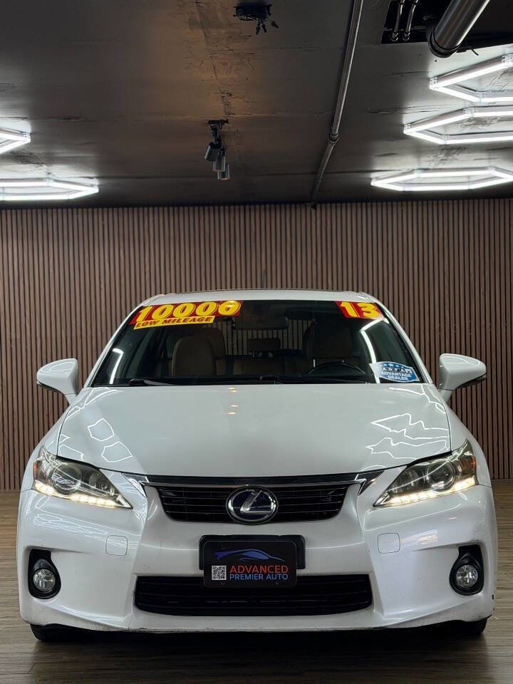 Used 2013 Lexus CT 200h w/ Seat Comfort Pkg FWD image 2