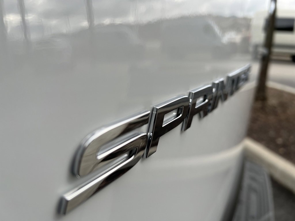 Used 2024 Mercedes-Benz Sprinter 144 Cargo image 12