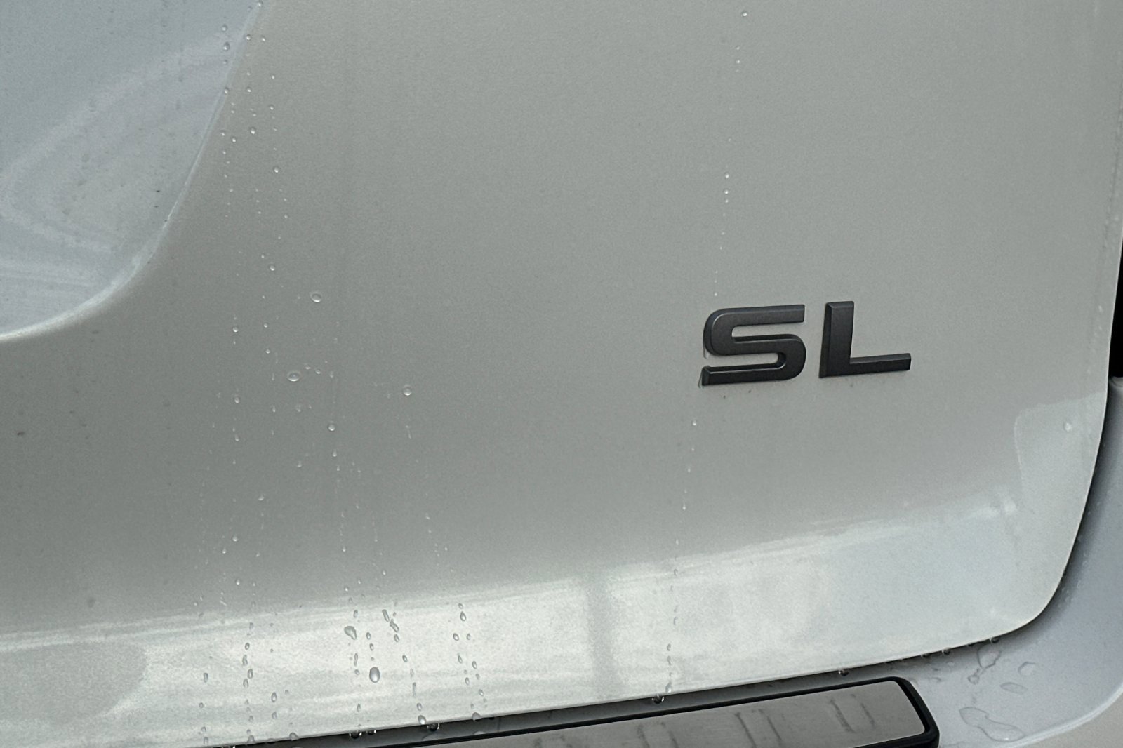 New 2026 Nissan Armada SL w/ Captain's Chari Seat Package image 22