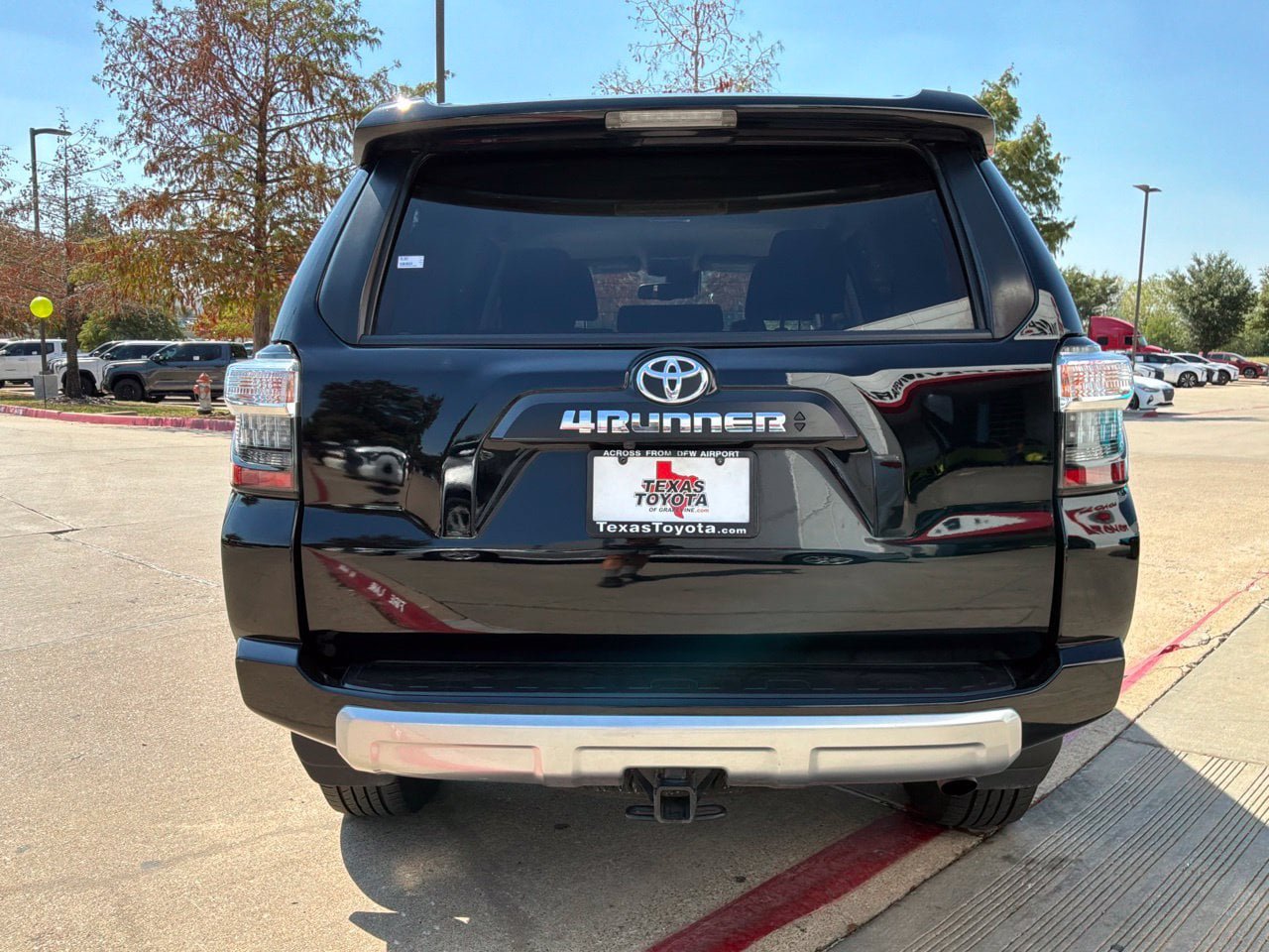 Used 2023 Toyota 4Runner TRD Off-Road AWD/4WD image 7