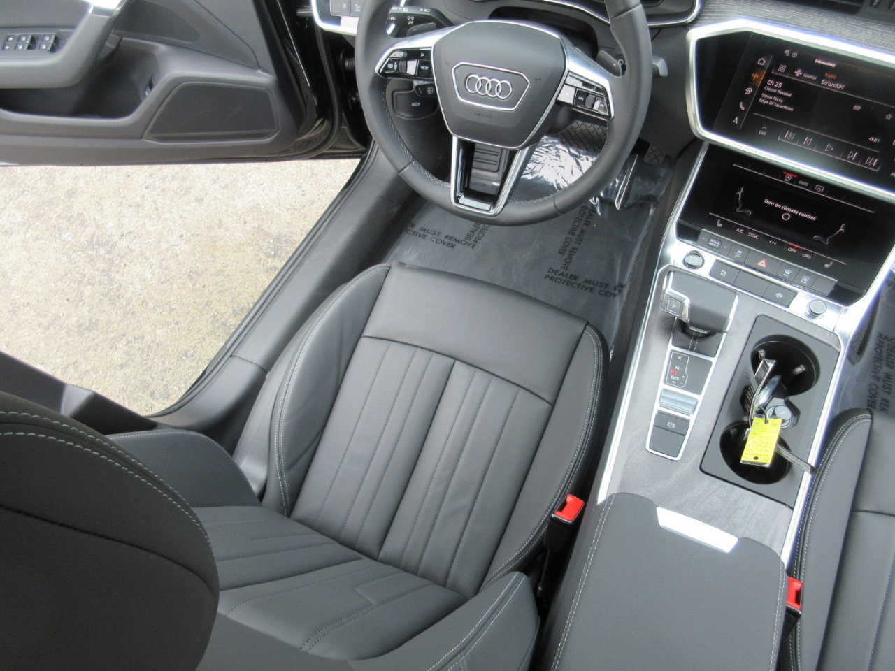 Used 2025 Audi A6 2.0T Premium w/ Convenience Plus Package image 16