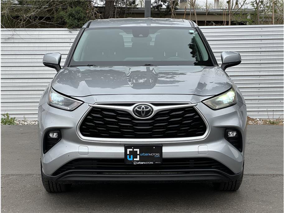 Used 2020 Toyota Highlander LE AWD/4WD image 7