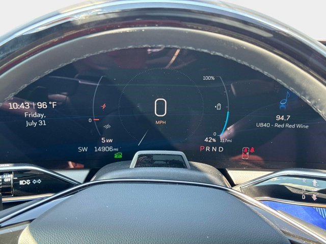 Certified 2025 Cadillac Optiq Sport 2 AWD/4WD image 6