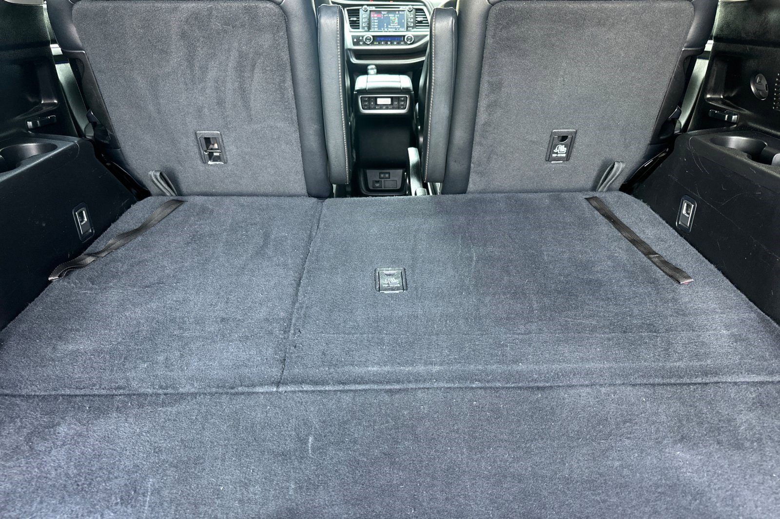 Used 2017 Toyota Highlander Limited Platinum AWD/4WD image 19