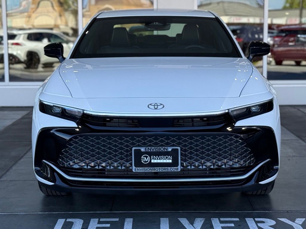 New 2026 Toyota Crown XLE image 4