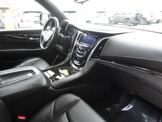 Used 2020 Cadillac Escalade ESV Platinum RWD image 24