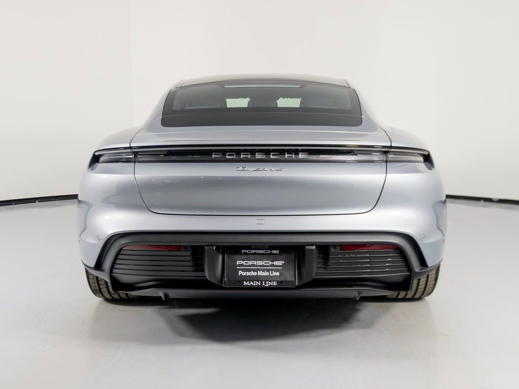 New 2026 Porsche Taycan image 11