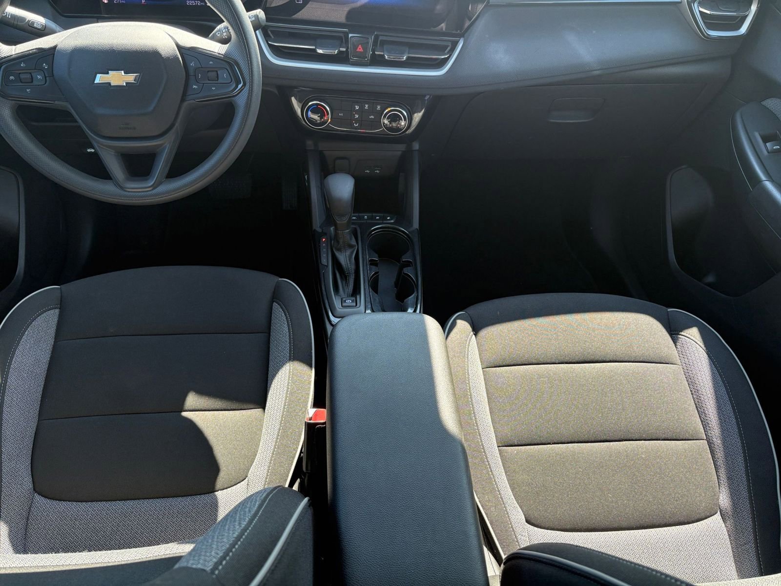 Used 2025 Chevrolet TrailBlazer LT image 40