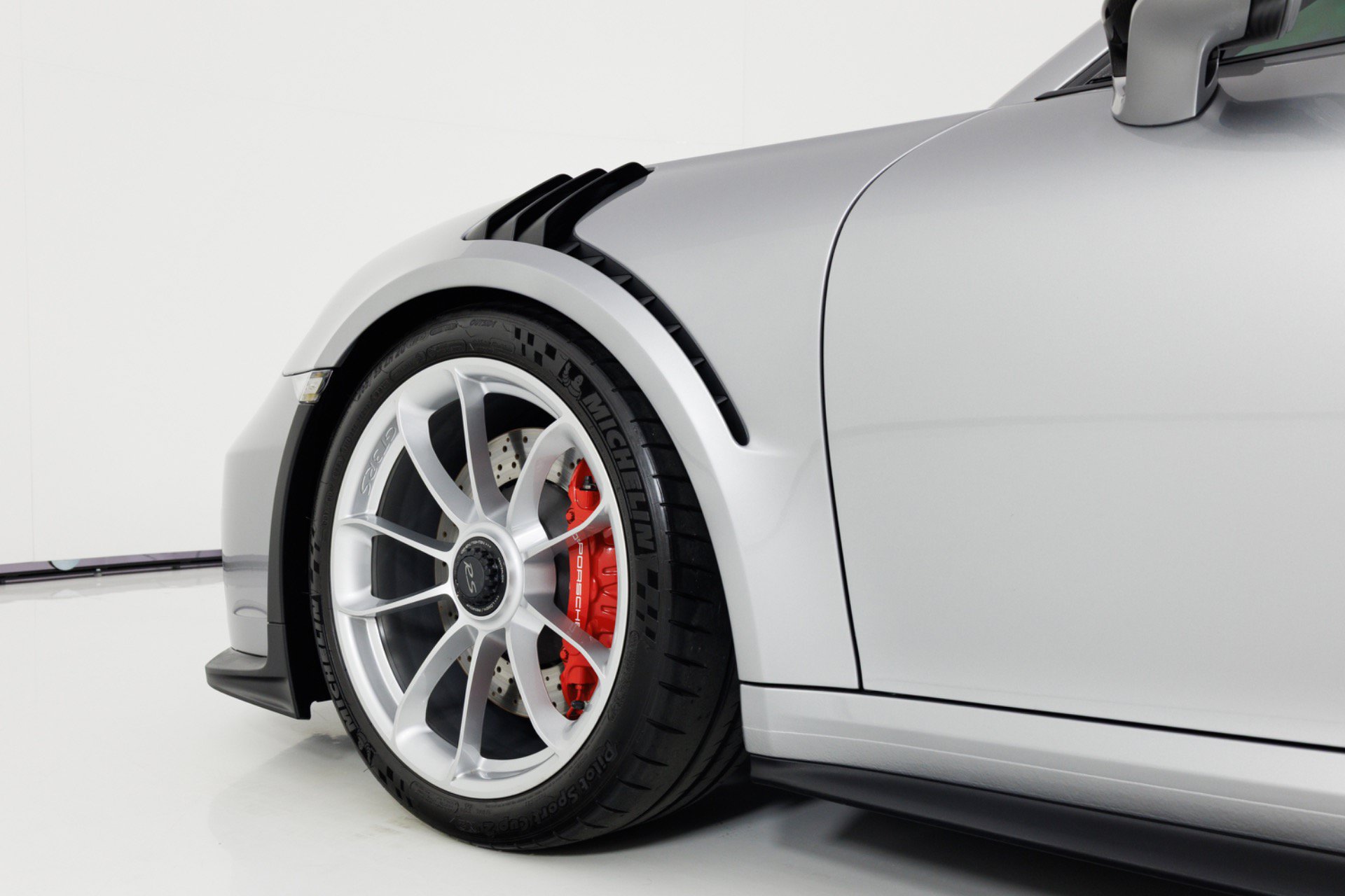 Used 2019 Porsche 911 GT3 RS RWD image 59
