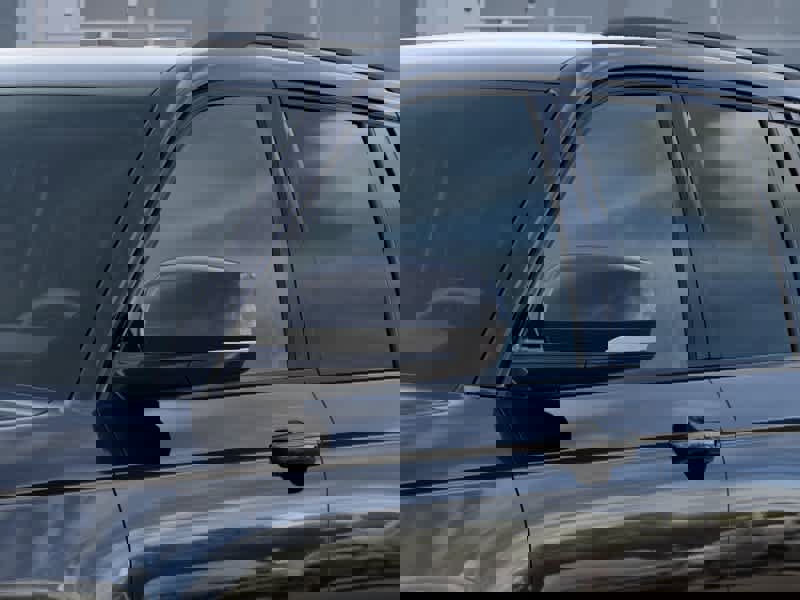 New 2025 Jeep Grand Cherokee Limited w/ Black Appearance Package image 12