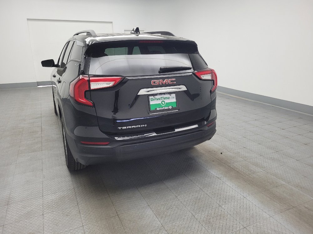 Used 2024 GMC Terrain SLE w/ Driver Convenience Package FWD image 6