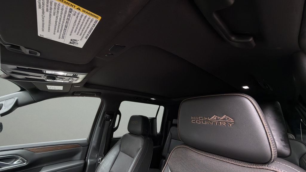 Used 2023 Chevrolet Suburban High Country w/ Premium Package 2 AWD/4WD image 16