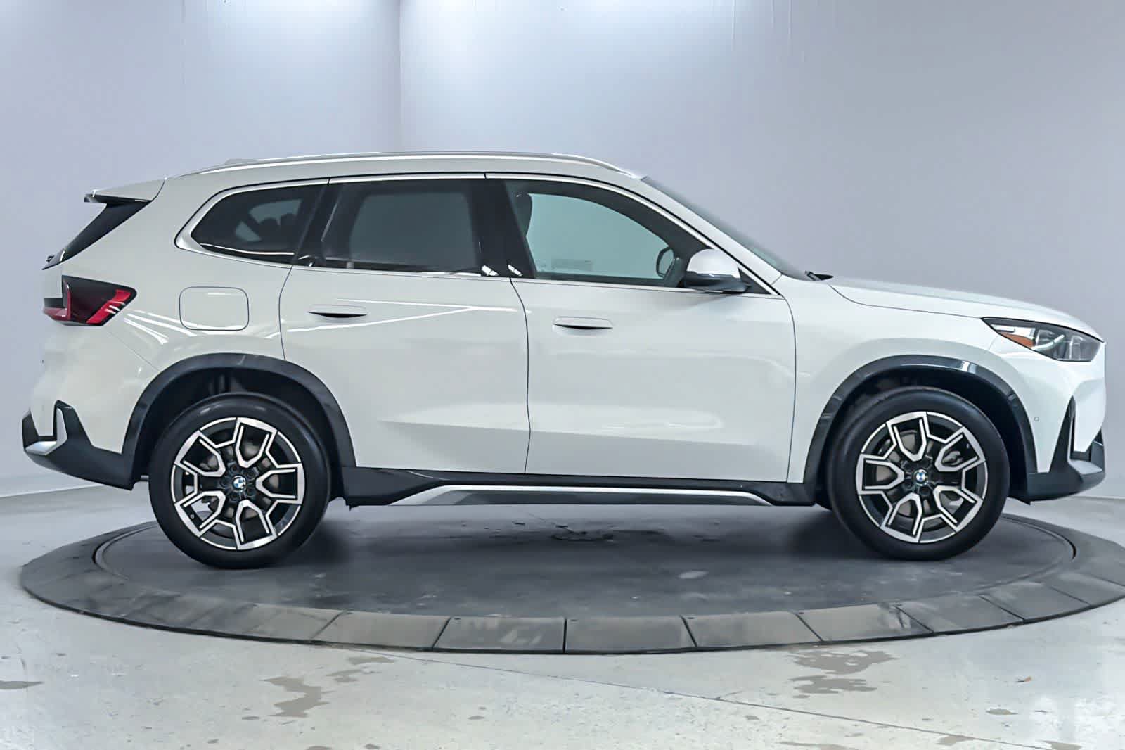 Used 2026 BMW X1 xDrive28i w/ Convenience Package AWD/4WD image 8