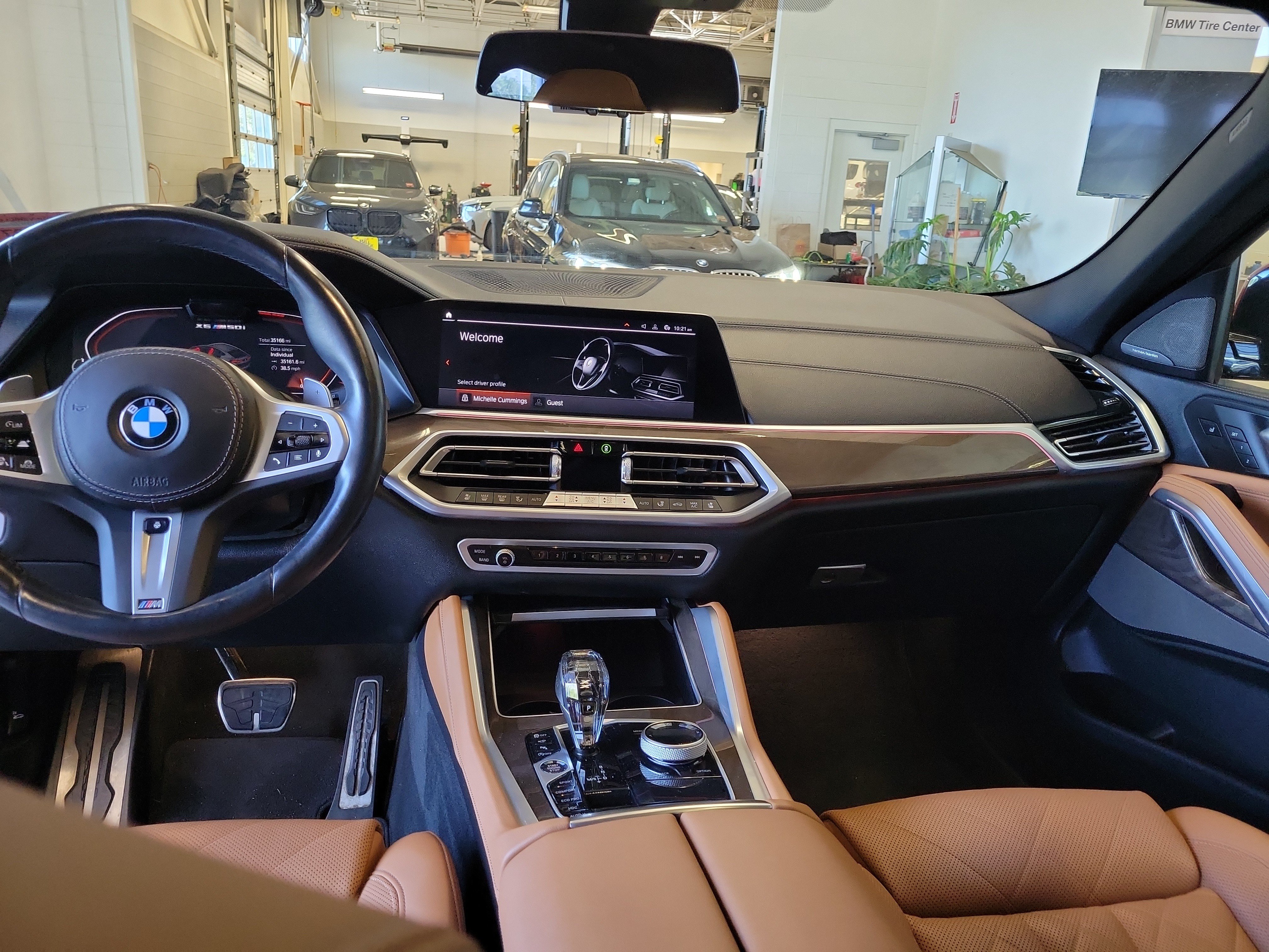 Used 2023 BMW X6 M50i w/ Executive Package AWD/4WD image 18