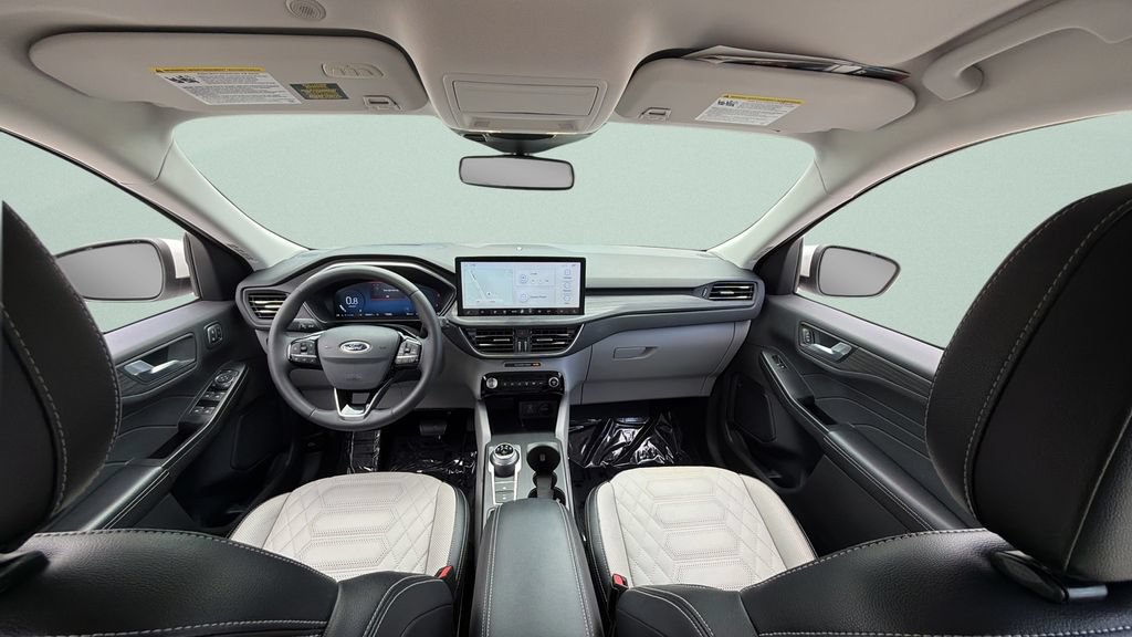 Used 2023 Ford Escape Platinum w/ Premium Technology Package AWD/4WD image 33