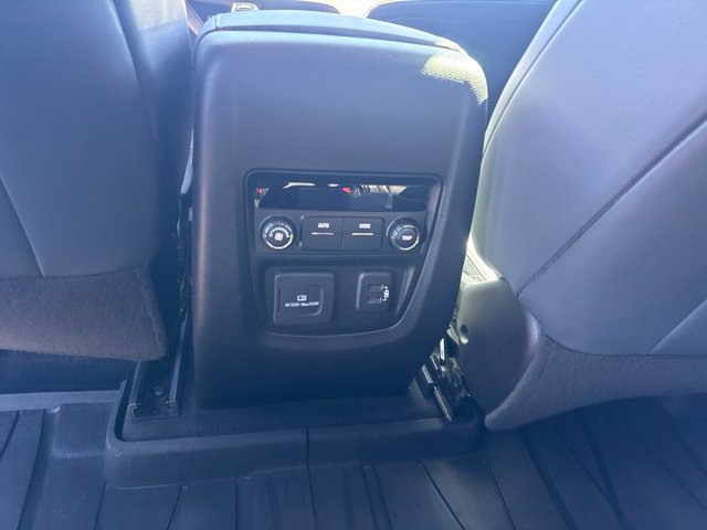 Used 2021 Buick Enclave Essence w/ Sport Touring Edition AWD/4WD image 31