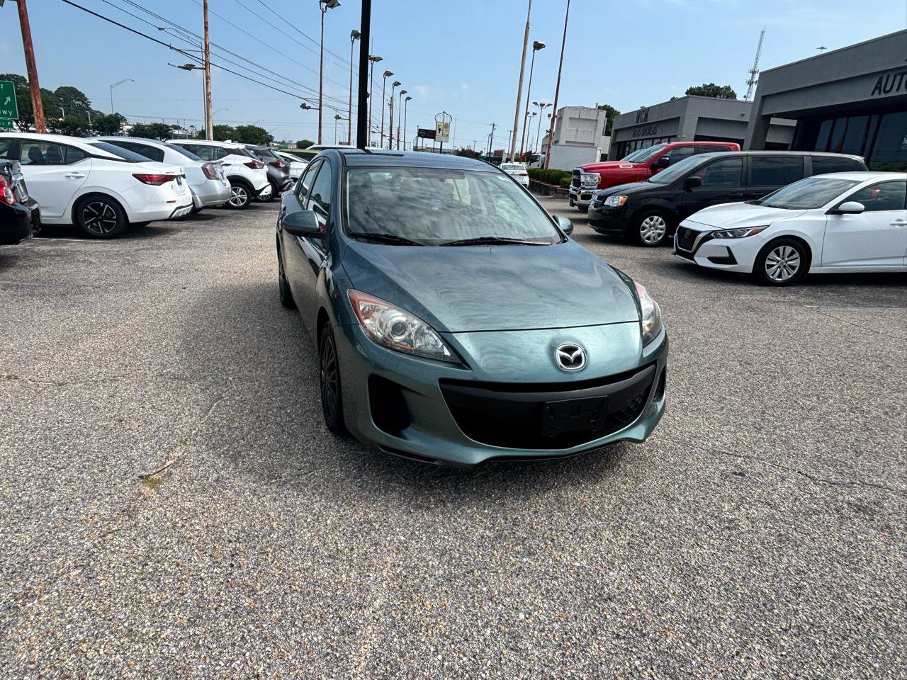Used 2013 MAZDA MAZDA3 i SV w/ Convenience Pkg FWD image 5