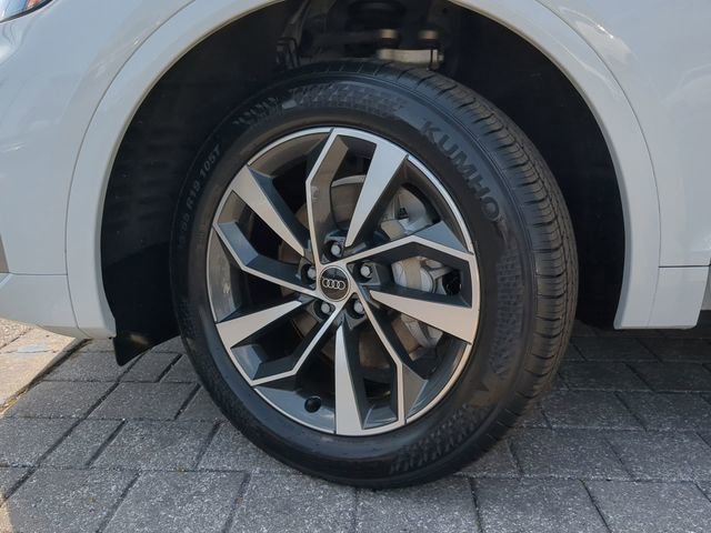 Used 2023 Audi Q5 2.0T Premium Plus w/ Premium Plus Package AWD/4WD image 35