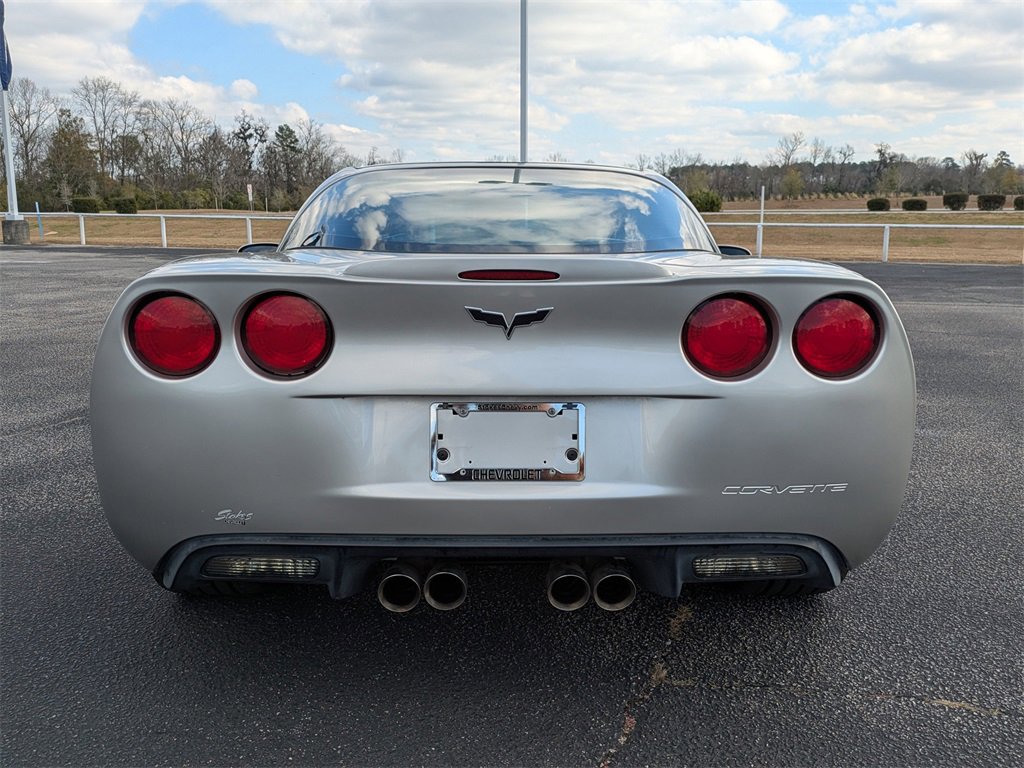 Used 2005 Chevrolet Corvette Coupe w/ Preferred Equipment Group image 5
