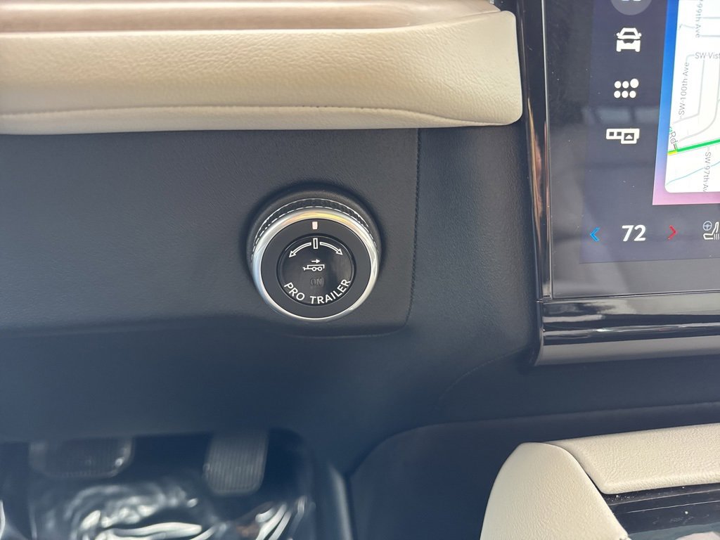 Used 2025 Lincoln Navigator L Reserve image 28