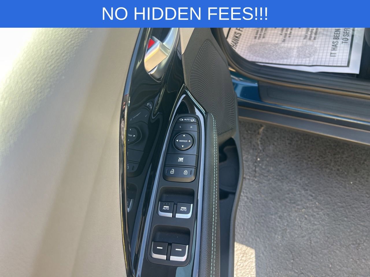 Used 2020 Kia Niro EX image 18