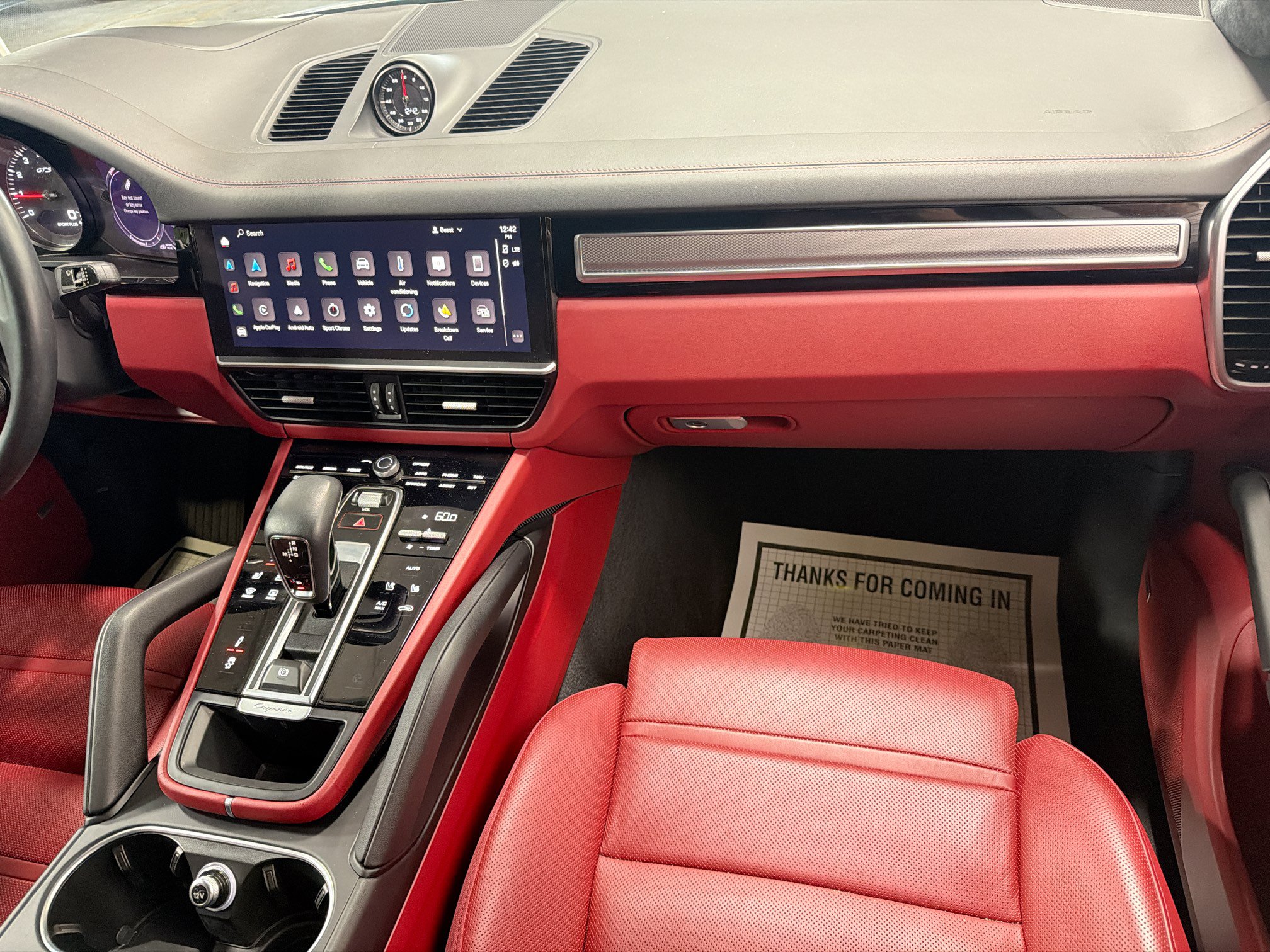 Certified 2023 Porsche Cayenne GTS AWD/4WD image 19