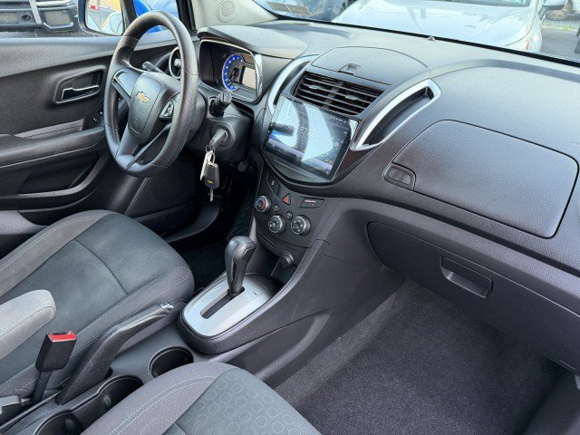 Used 2016 Chevrolet Trax LS FWD image 17
