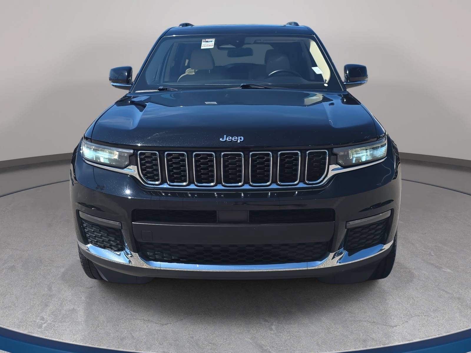 Used 2021 Jeep Grand Cherokee L Limited RWD image 2