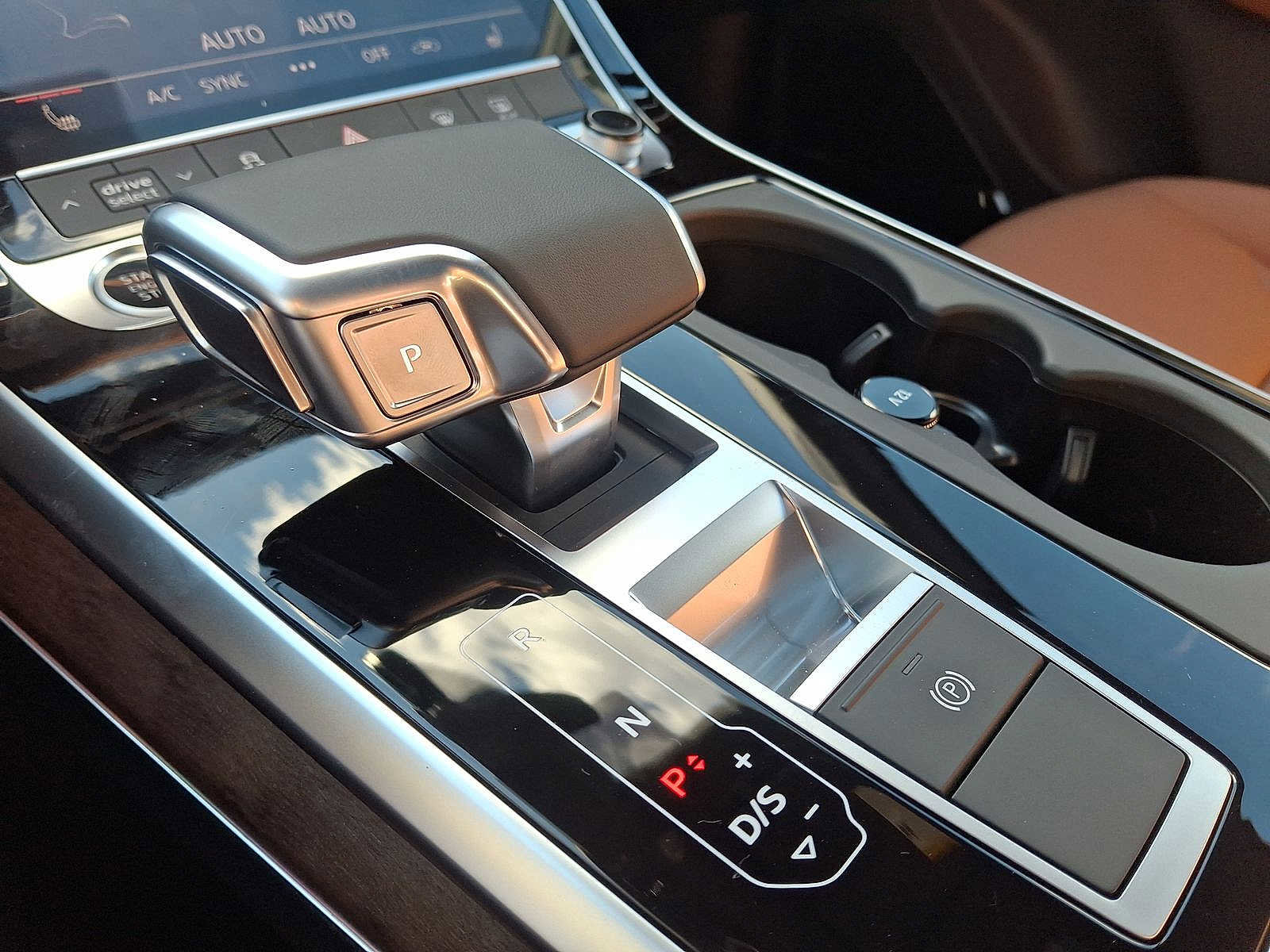 New 2026 Audi Q7 2.0T Premium image 13